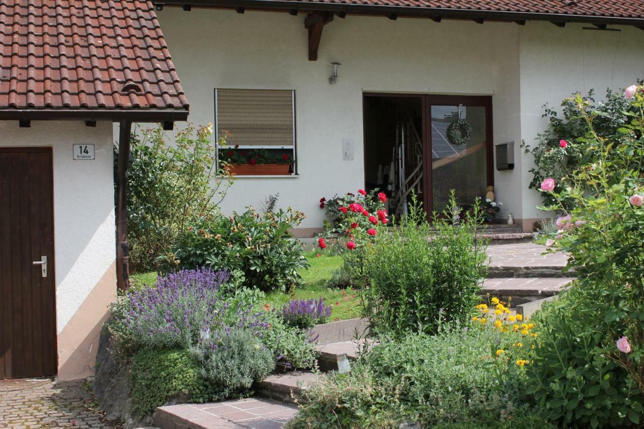 Ferienwohnung Ausblick Weißensberg Buitenkant foto