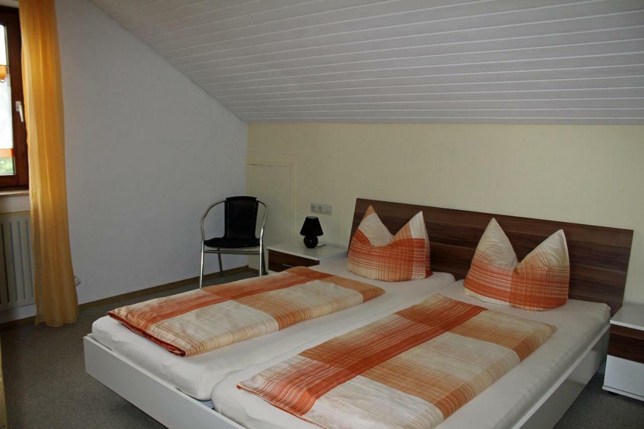 Ferienwohnung Ausblick Weißensberg Buitenkant foto